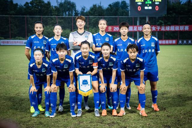 中国女篮在亚运会首战轻松击败泰国队